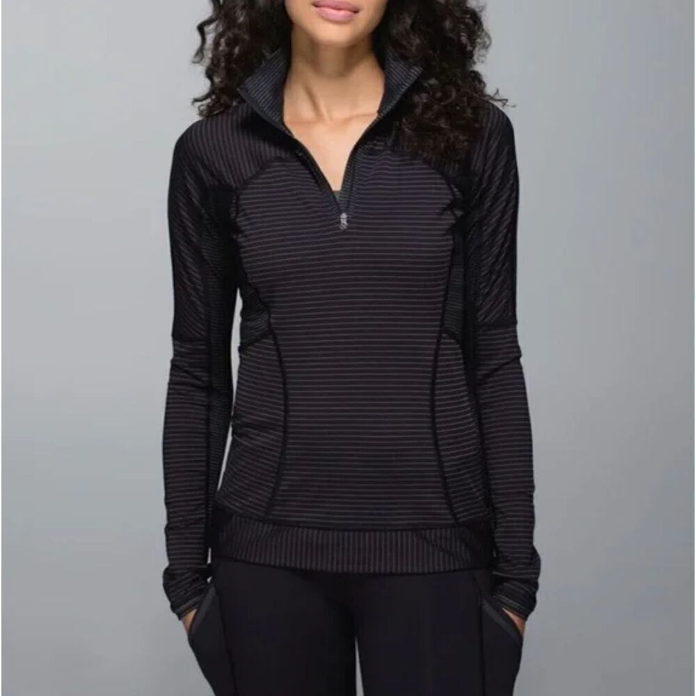 LULULEMON Run For Gold 1/2 Zip Black White Striped Athletic Pullover Top Size 8